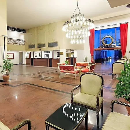 Cesars & Boutique Hotel