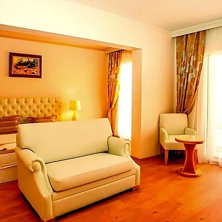 Cesars & Boutique Hotel 5*